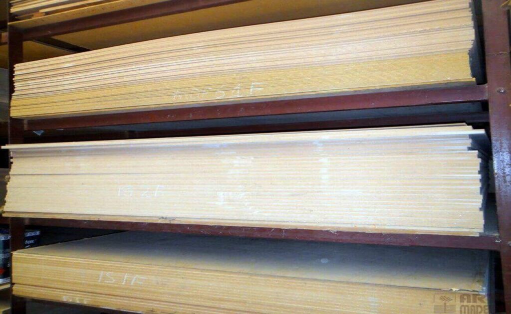 Placa de MDF crua: garanta acabamentos sofisticados com precisão e resistência