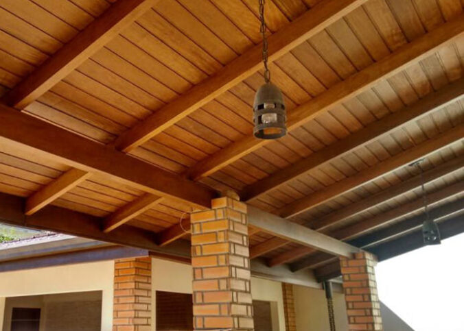 Telhados com estrutura fraca? Escolha o caibro ideal