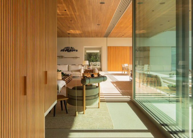 5 motivos urgentes para investir em forros de madeira