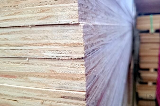 Design e resistência: como a chapa de compensado naval une estética e performance